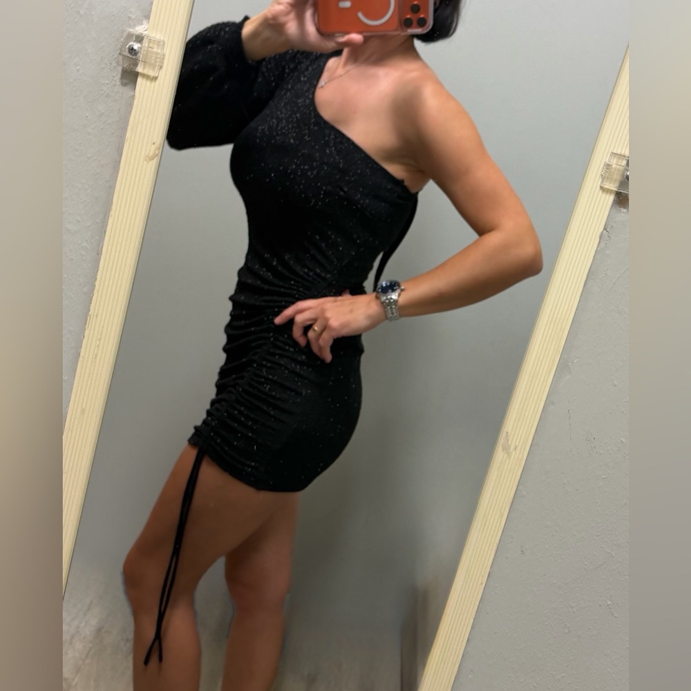 Windsor Black One Shoulder Ruched Mini Dress - Picture 5 of 7
